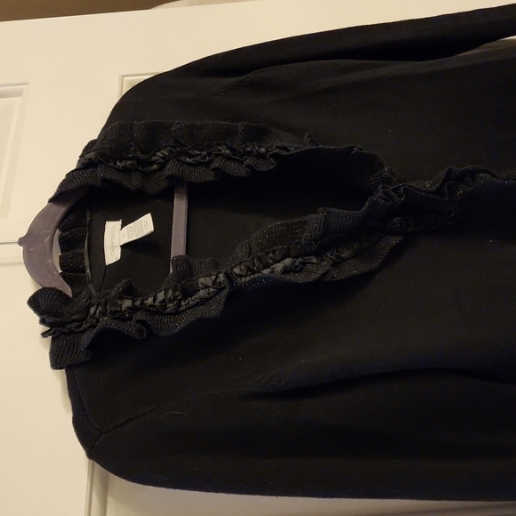 Two Women Knit Cardigans - Picture 10 of 16